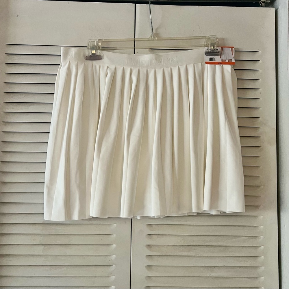 Tretorn White Pleated Skort
